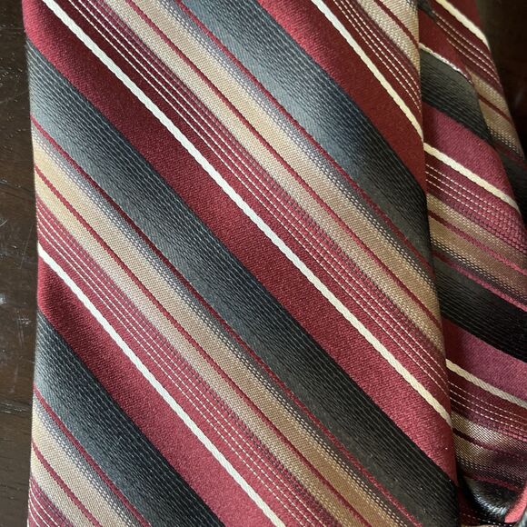 Paul Dione Tie Striped 100% Silk Diagonal Stripe Burgundy Gray Tan Textured - Picture 3 of 4